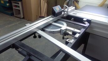 Altendorf F45 ELMO DRIVE s vakuovým stolem, PQS a laserovým ukazatelem řezu