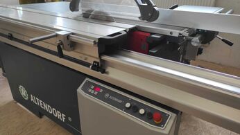 Formátovací pila Altendorf WA8 TE ve firmě pana Dvořáka
